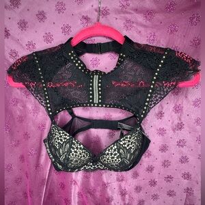 Victoria’s Secret Sexy Lace Front Halter Push-Up Bra